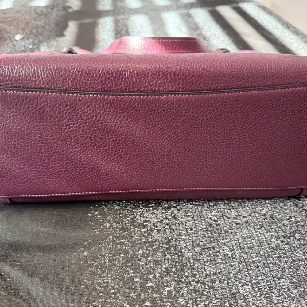 Coach Plum Pebbled Leather Shoulder Bag Hobo Crossbody Zip Pocket - Picture 3 of 8